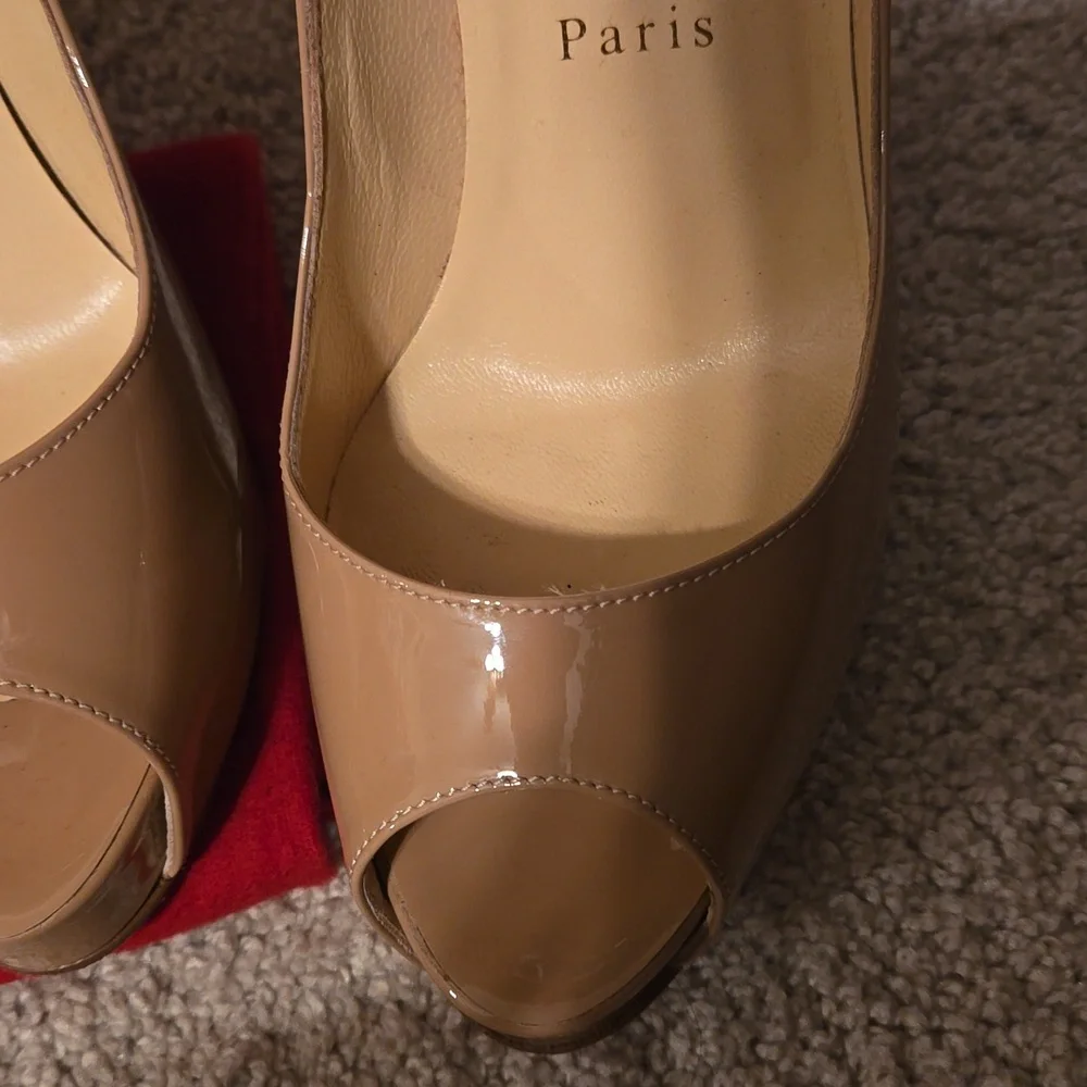Gently worn CL heels - Picture 11 of 13